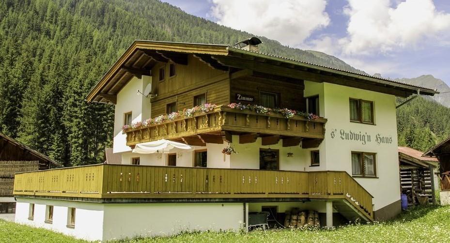 S' Ludwign Haus Apartment Sankt Leonhard im Pitztal Exterior photo